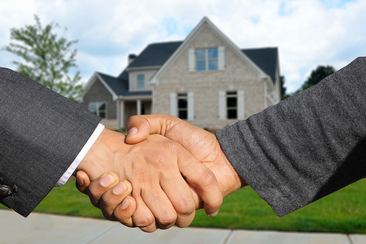 3 Questions to Ask Before Buying a House