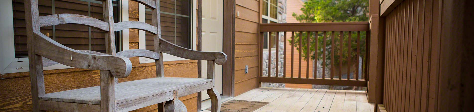 The relaxing porch you'll find with a lot of amazing Branson, MO cabins.